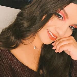 Meet your Posher, Felicia